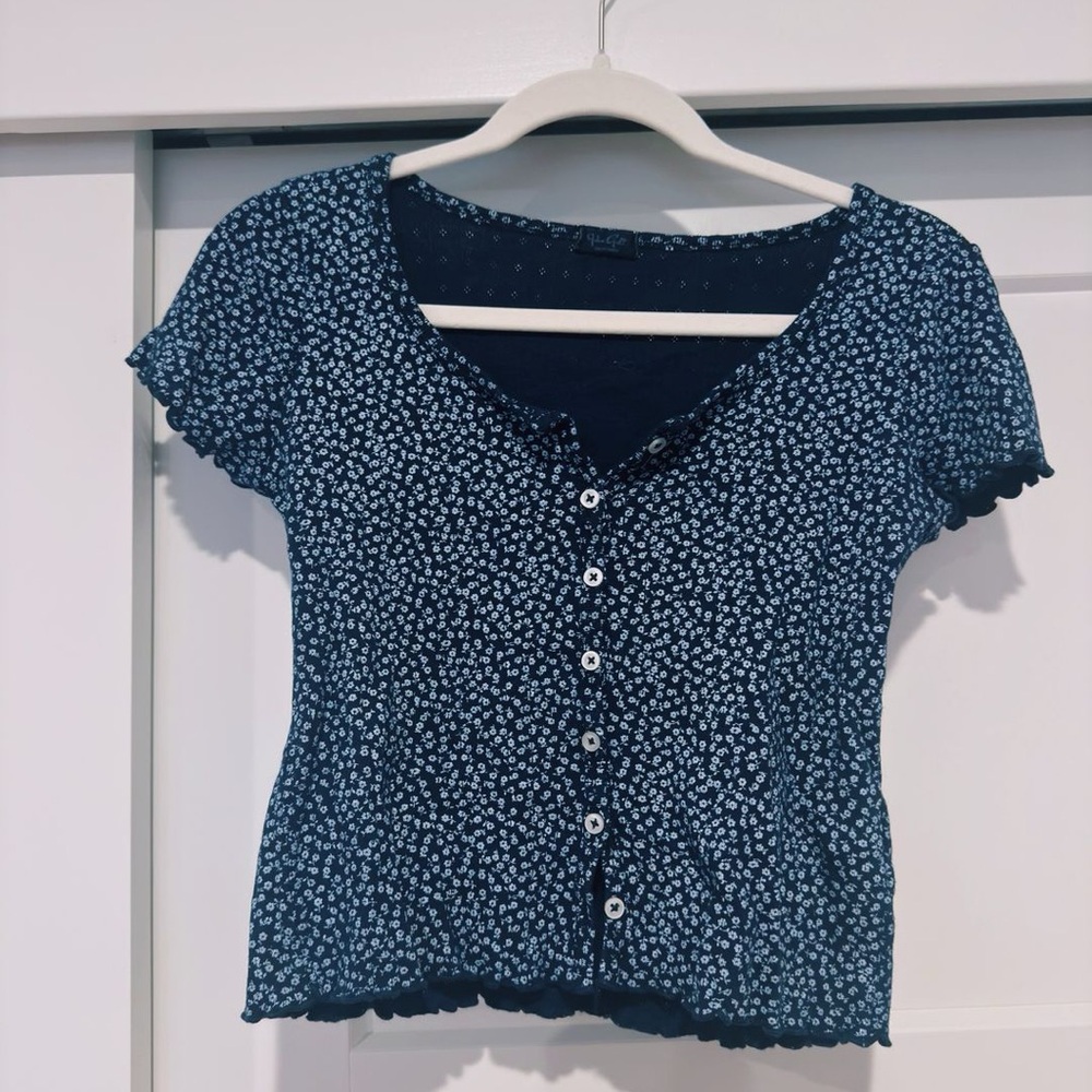 Brandy Melville- Floral Button up Baby Tee